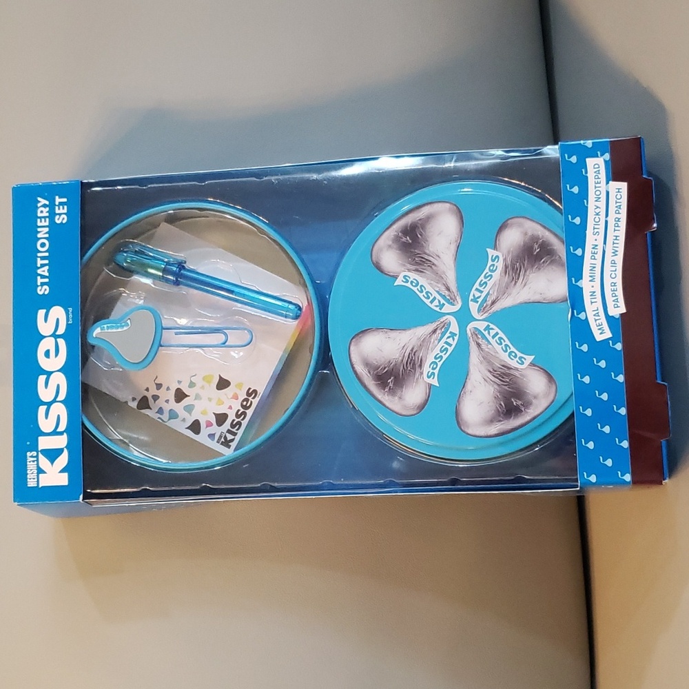 Hershey Kisses stationery Set NIB